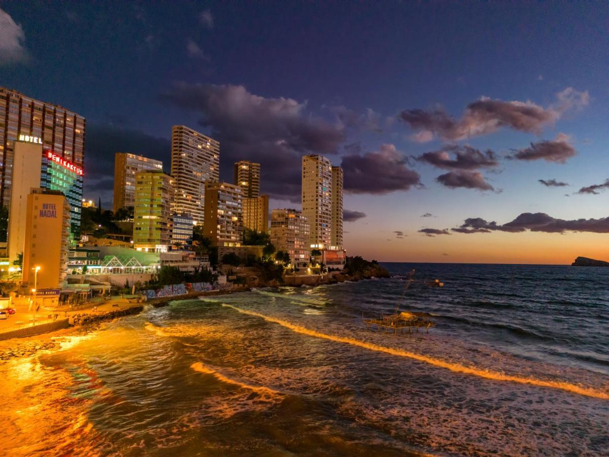 Beautiful 2 Bedroom In Parque Loix 3 Minutes Walk To The Beach Benidorm Exteriör bild